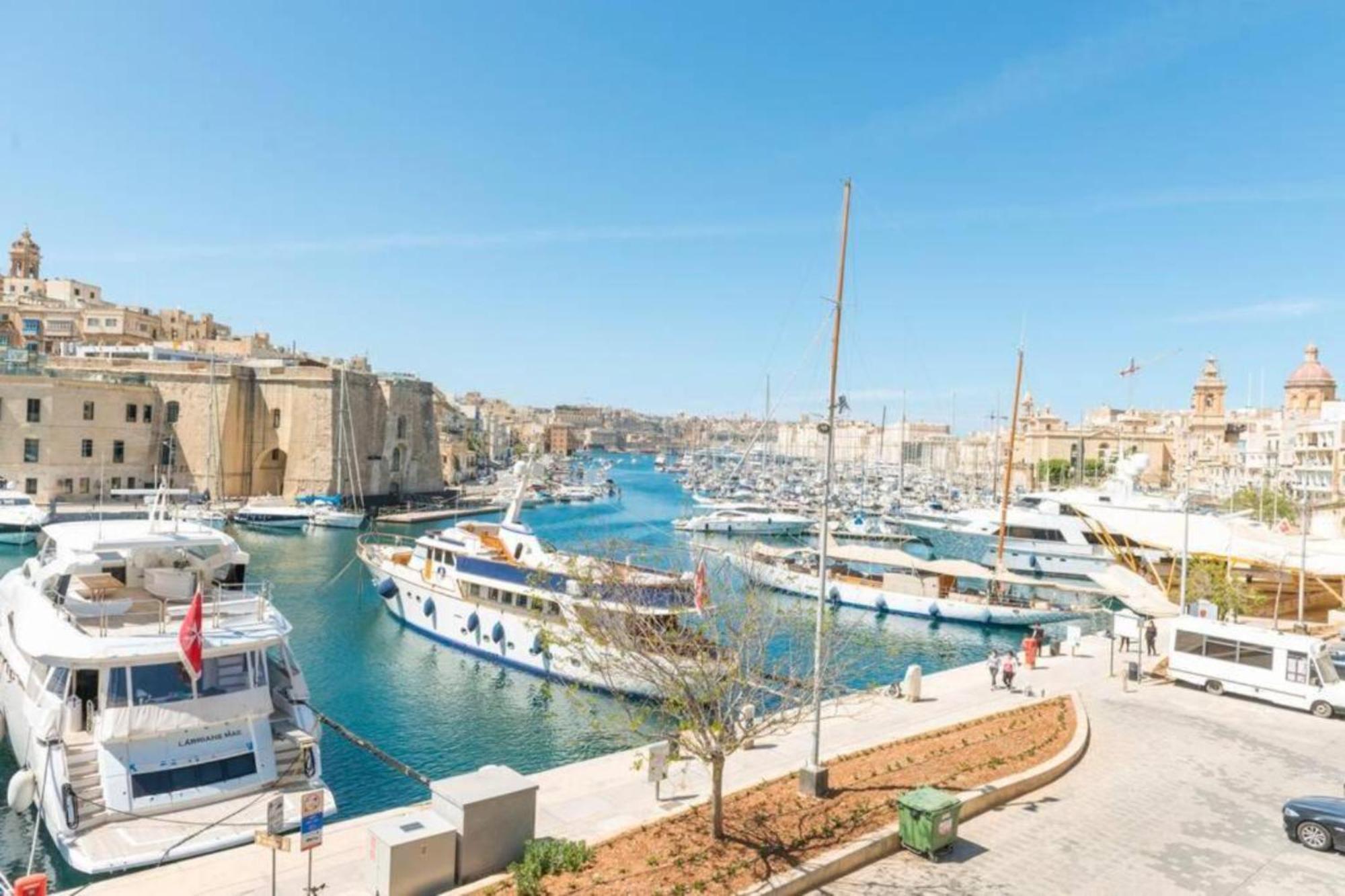 Authentic 1St Fl Apartment At The 3 Cities Marina Cospicua Εξωτερικό φωτογραφία